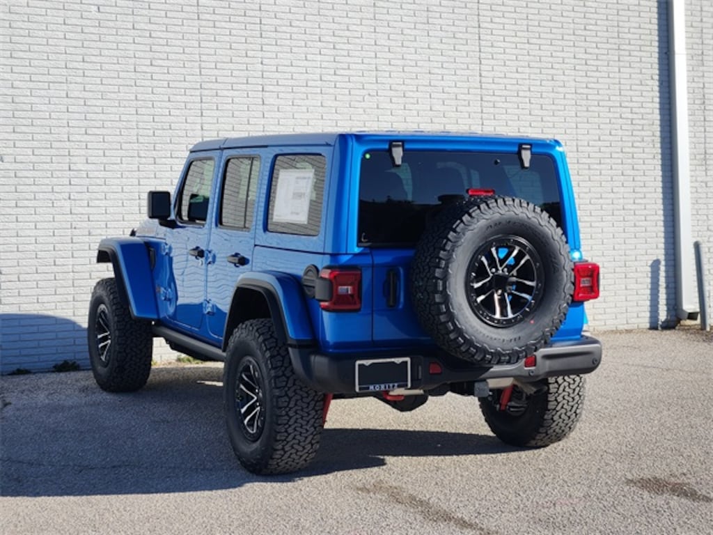 New 2026 Jeep Wrangler 4-DOOR RUBICON X Sport Utility