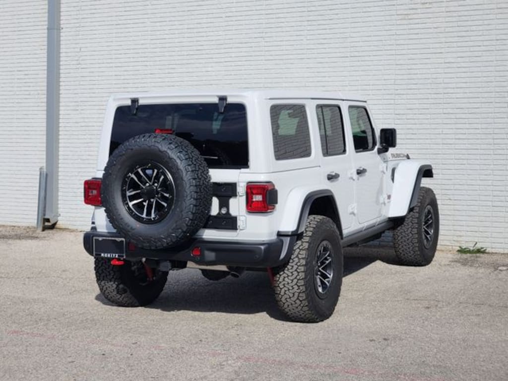New 2026 Jeep Wrangler 4-DOOR RUBICON X Sport Utility