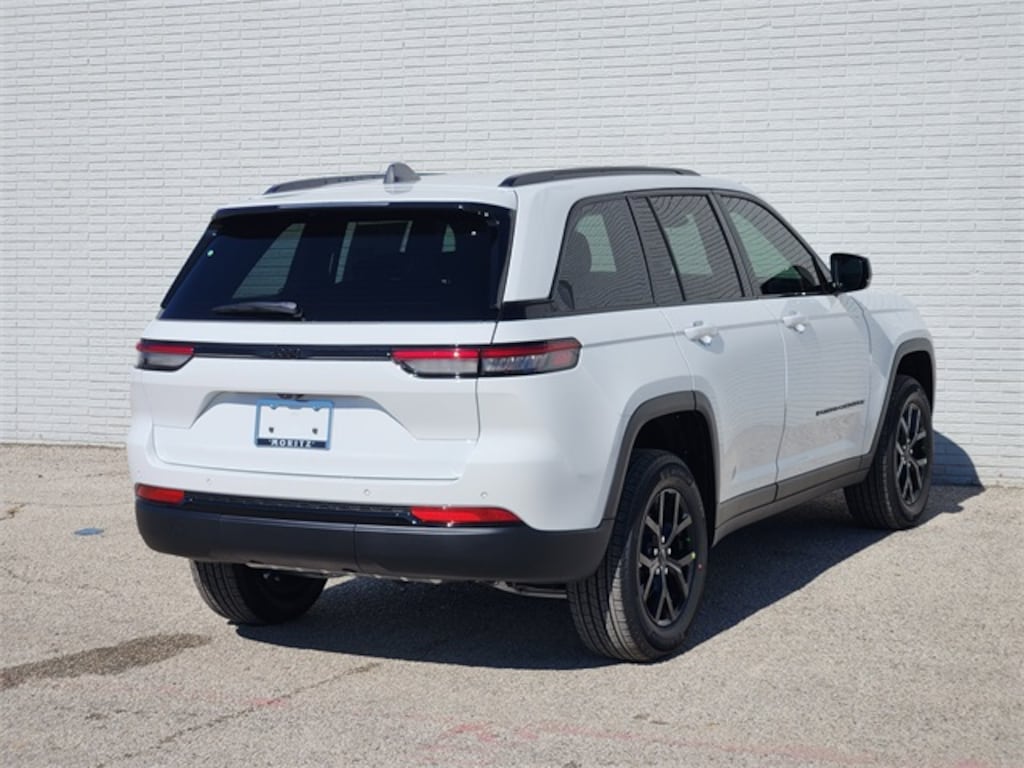 New 2025 Jeep Grand Cherokee ALTITUDE X 4X2 Sport Utility