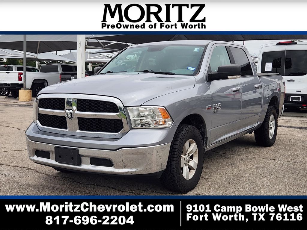 2019 RAM 1500 Classic SLT 4x4 Crew Cab 5'7's photo