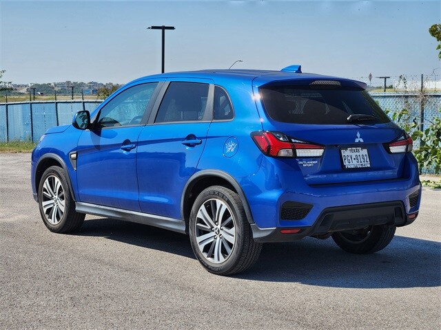 2021 Mitsubishi Outlander Sport ES photo 3