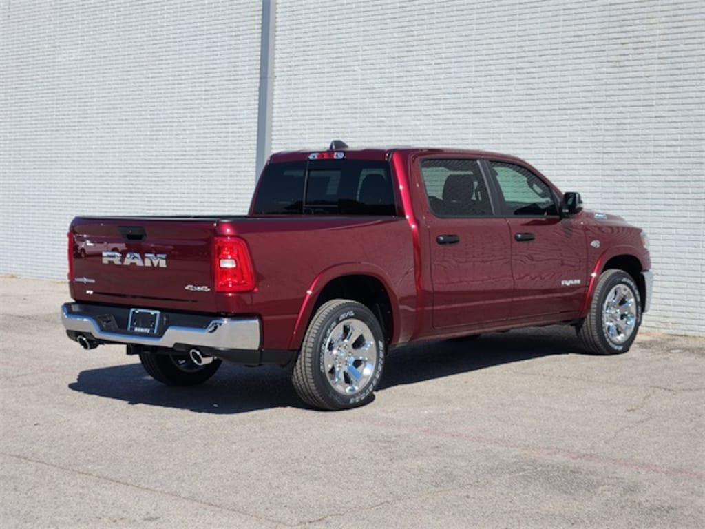 New 2026 Ram 1500 LONE STAR CREW CAB 4X4 5'7 BOX Pickup
