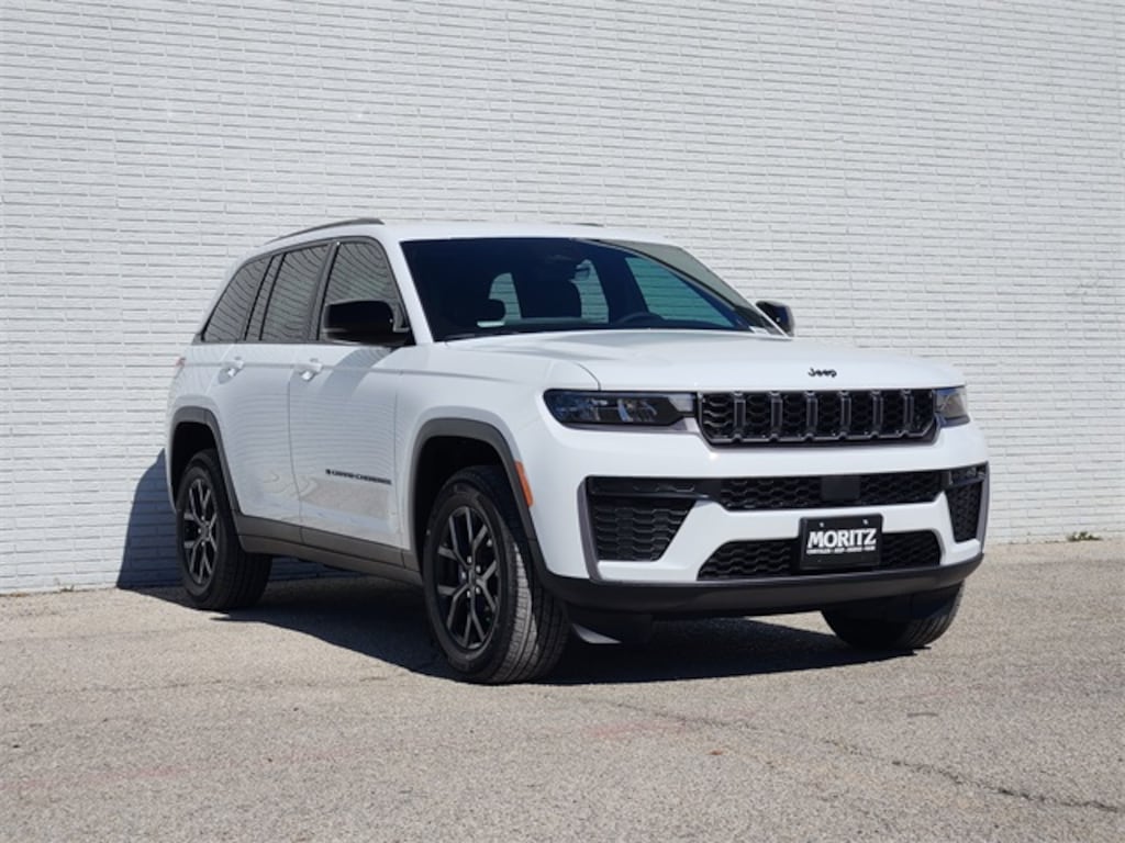 New 2026 Jeep Grand Cherokee ALTITUDE 4X2 Sport Utility