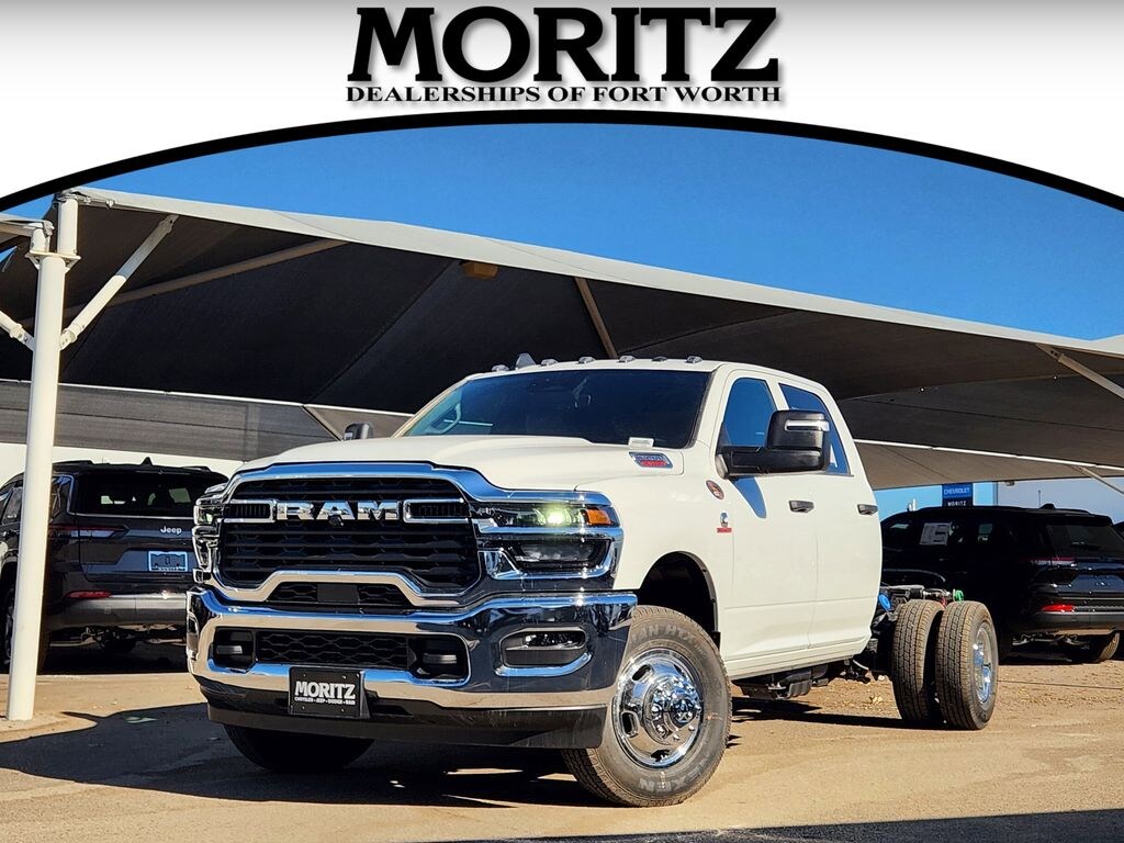 New 2026 Ram 3500 Chassis Cab TRADESMAN CREW 4X4 60' CA Pickup