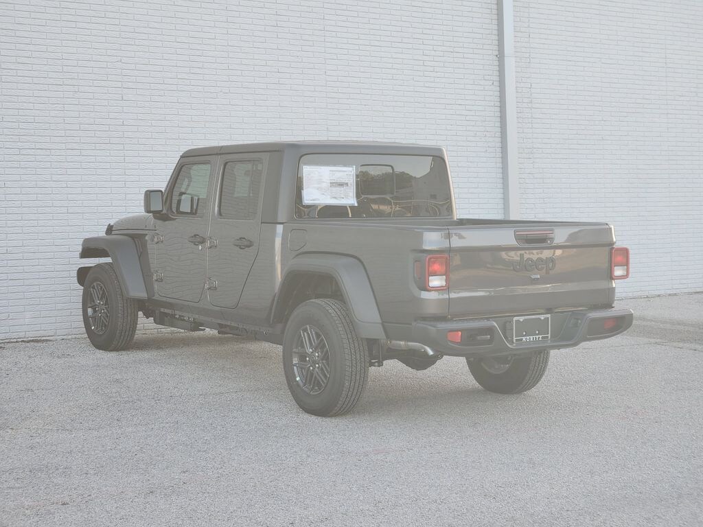 New 2026 Jeep Gladiator SPORT 4X4 Pickup