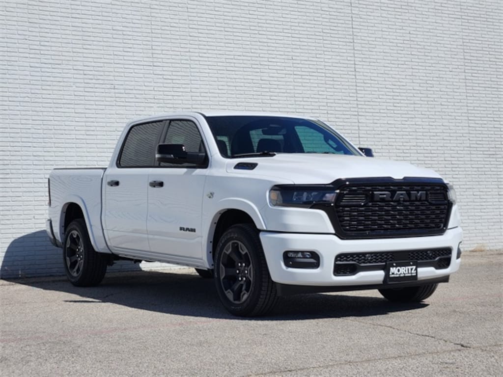 New 2026 Ram 1500 LONE STAR CREW CAB 4X4 5'7 BOX Pickup