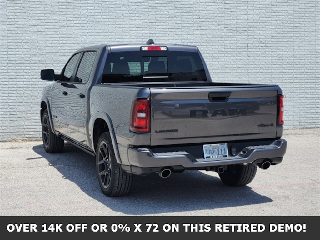 New 2025 Ram 1500 LARAMIE CREW CAB 4X4 5'7 BOX Pickup