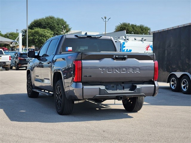 2022 Toyota Tundra SR5 photo 3