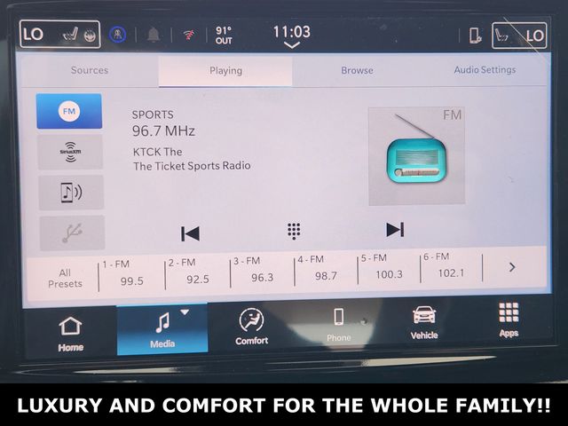 2025 Chrysler Pacifica Select - Photo 12