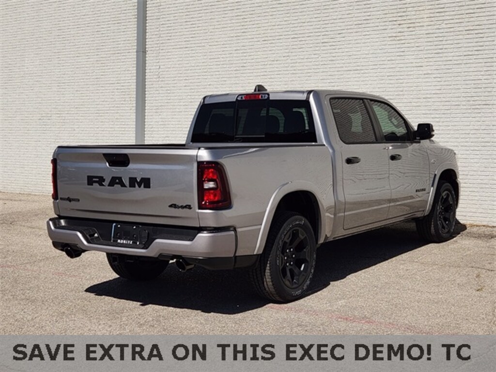 New 2026 Ram 1500 LONE STAR CREW CAB 4X4 5'7 BOX Pickup