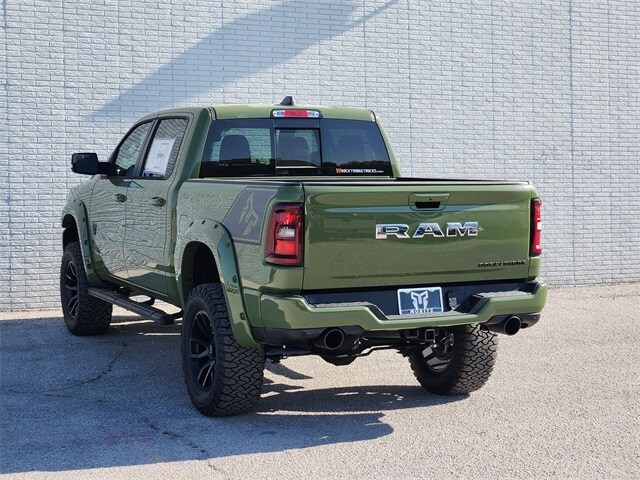 2025 Ram 1500 Big Horn photo 3