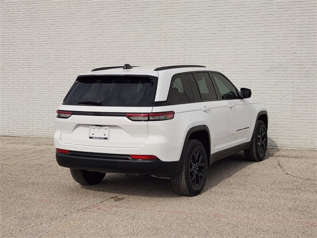 New 2025 Jeep Grand Cherokee ALTITUDE X 4X2 Sport Utility