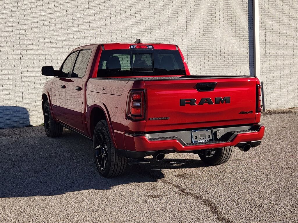 New 2026 Ram 1500 LARAMIE CREW CAB 4X4 5'7 BOX Pickup