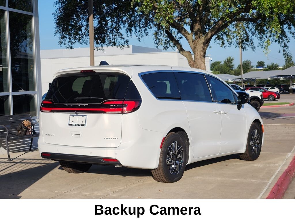 New 2027 Chrysler Pacifica LIMITED Passenger Van