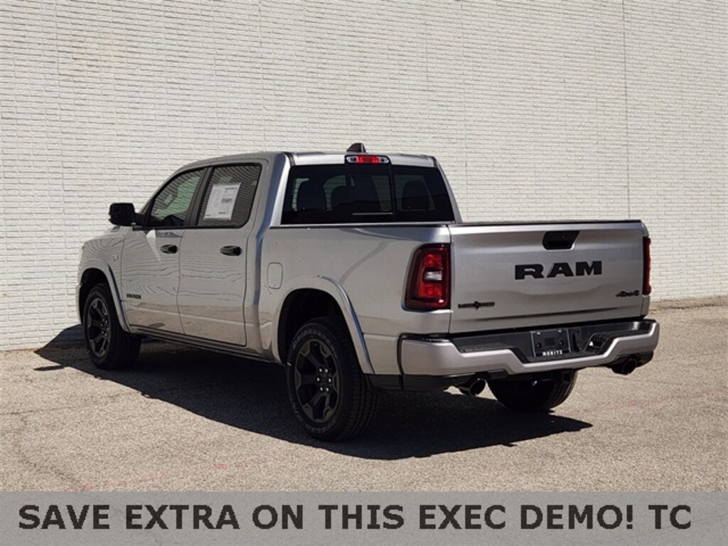 New 2026 Ram 1500 LONE STAR CREW CAB 4X4 5'7 BOX Pickup