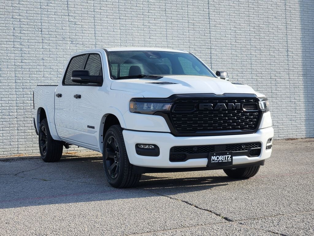 New 2026 Ram 1500 LONE STAR CREW CAB 4X4 5'7 BOX Pickup