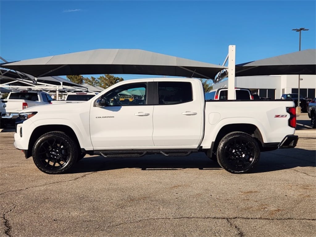 Used 2024 Chevrolet Colorado Z71 Truck Crew Cab
