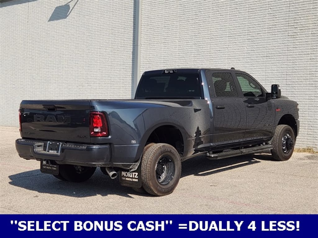 New 2026 Ram 3500 LONE STAR CREW CAB 4X4 8' BOX Pickup