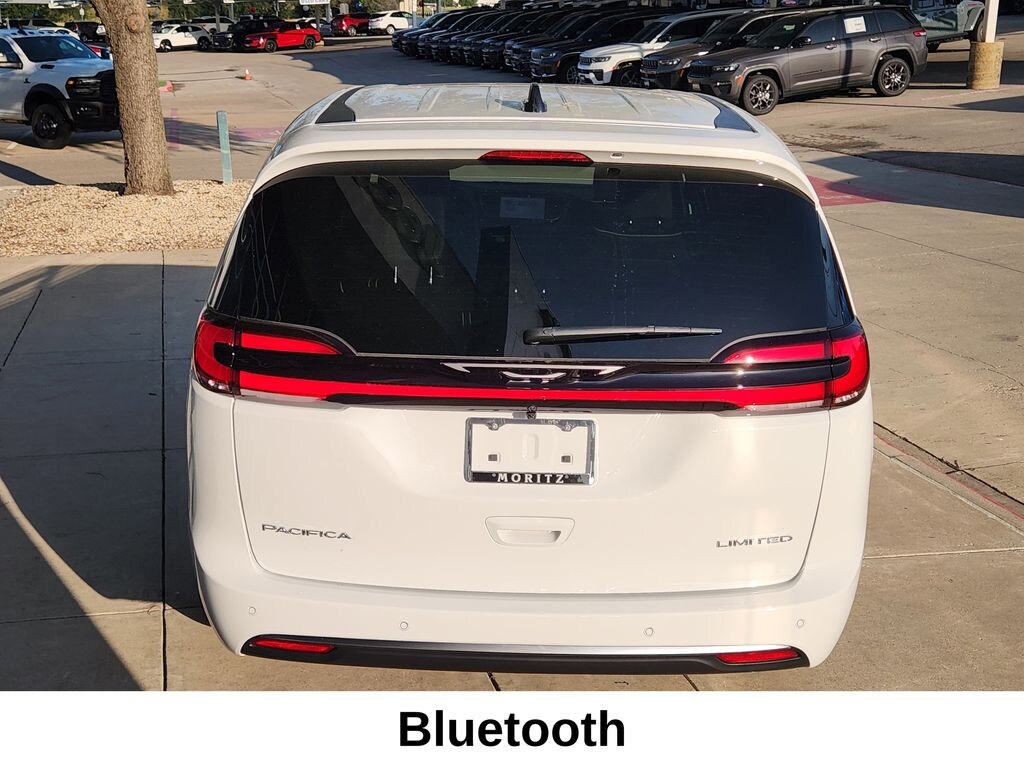 New 2027 Chrysler Pacifica LIMITED Passenger Van