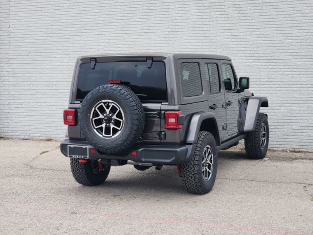 New 2026 Jeep Wrangler 4-DOOR RUBICON Sport Utility
