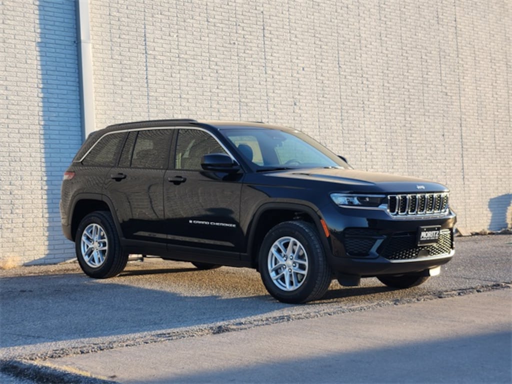 New 2025 Jeep Grand Cherokee LAREDO X 4X2 Sport Utility