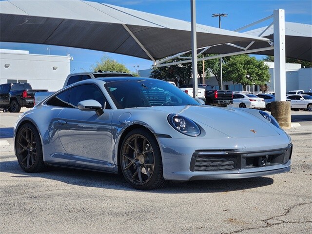 2023 Porsche 911 T photo 3