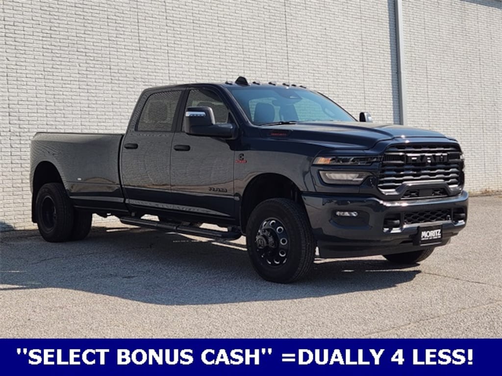 New 2026 Ram 3500 LONE STAR CREW CAB 4X4 8' BOX Pickup