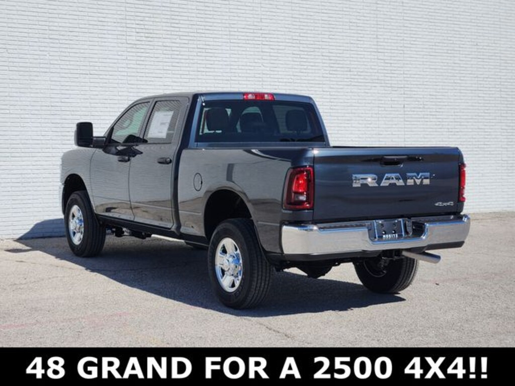 New 2026 Ram 2500 TRADESMAN CREW CAB 4X4 6'4 BOX Pickup