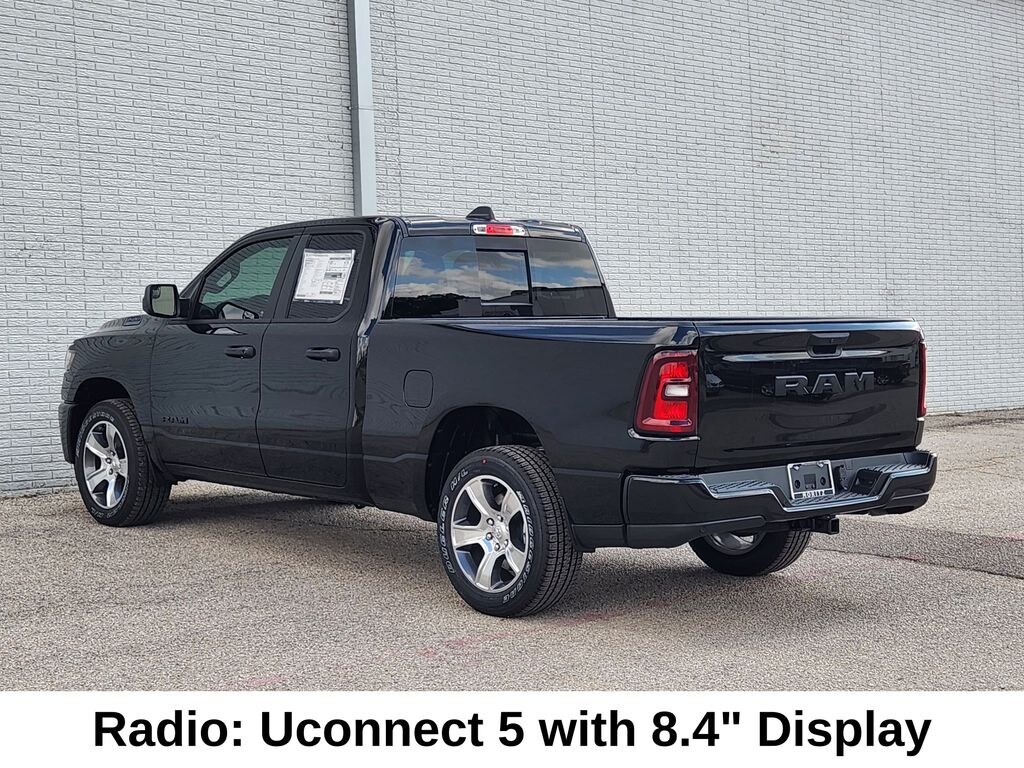 New 2026 Ram 1500 EXPRESS QUAD CAB 4X2 6'4 BOX Pickup