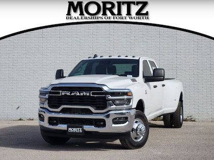 2026 Ram 3500 TRADESMAN CREW CAB 4X4 8' BOX Pickup