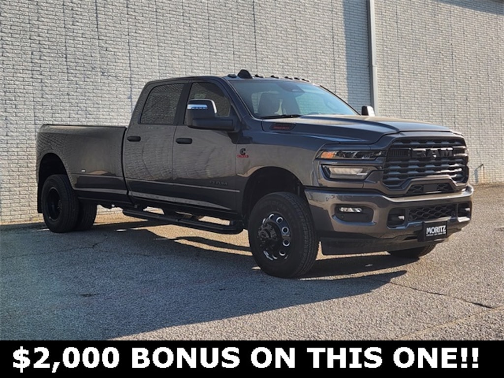 New 2026 Ram 3500 LONE STAR CREW CAB 4X4 8' BOX Pickup