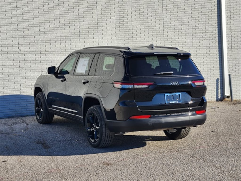 New 2025 Jeep Grand Cherokee L ALTITUDE X 4X2 Sport Utility
