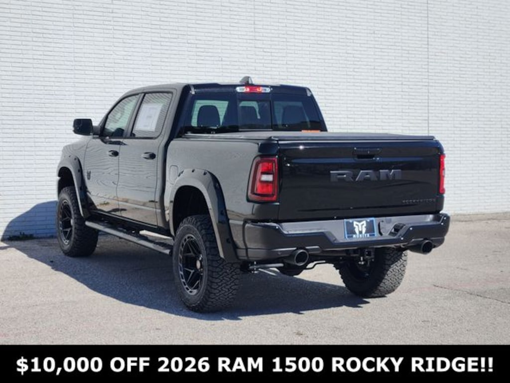 New 2026 Ram 1500 BIG HORN CREW CAB 4X4 5'7 BOX Pickup