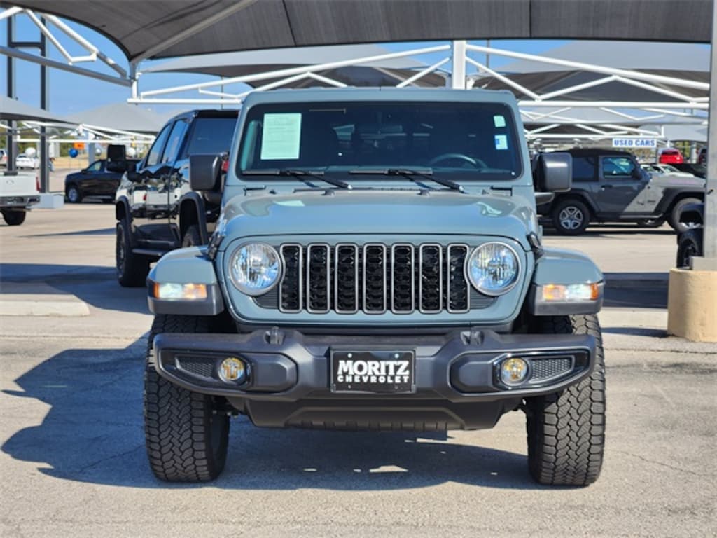 Used 2025 Jeep Gladiator Sport Truck Crew Cab