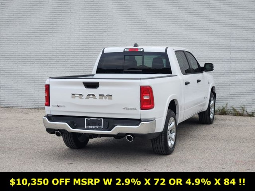 New 2026 Ram 1500 LONE STAR CREW CAB 4X4 5'7 BOX Pickup