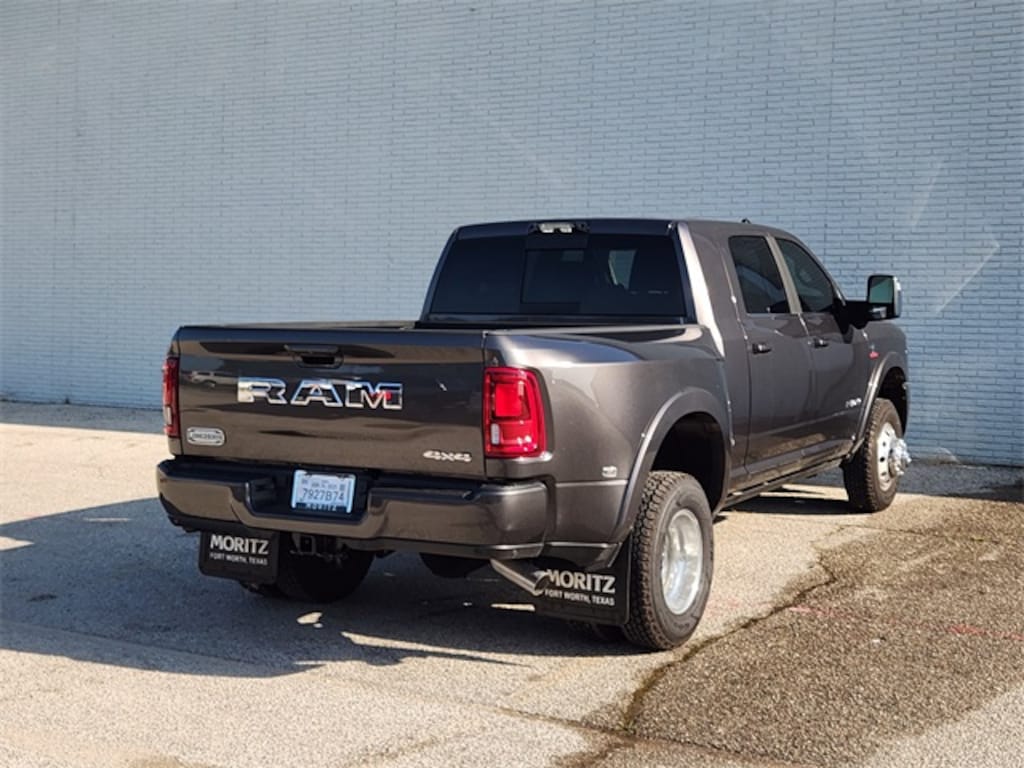 New 2025 Ram 3500 LIMITED LONGHORN MEGA CAB 4X4 6'4 BOX Pickup