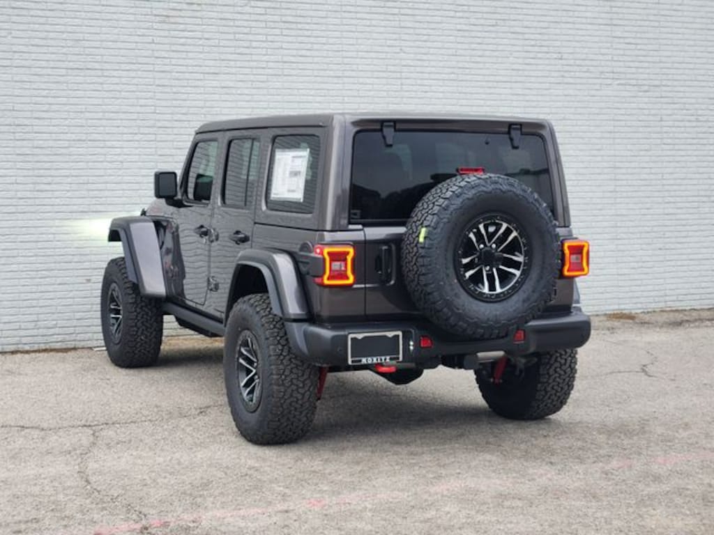 New 2026 Jeep Wrangler 4-DOOR RUBICON X Sport Utility