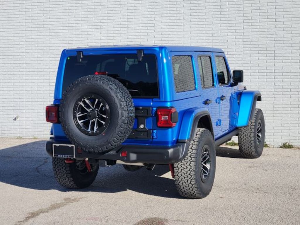 New 2026 Jeep Wrangler 4-DOOR RUBICON X Sport Utility