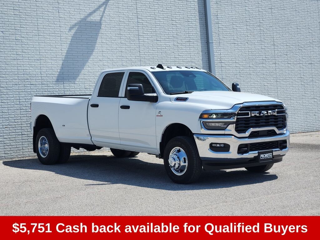 New 2026 Ram 3500 TRADESMAN CREW CAB 4X4 8' BOX Pickup
