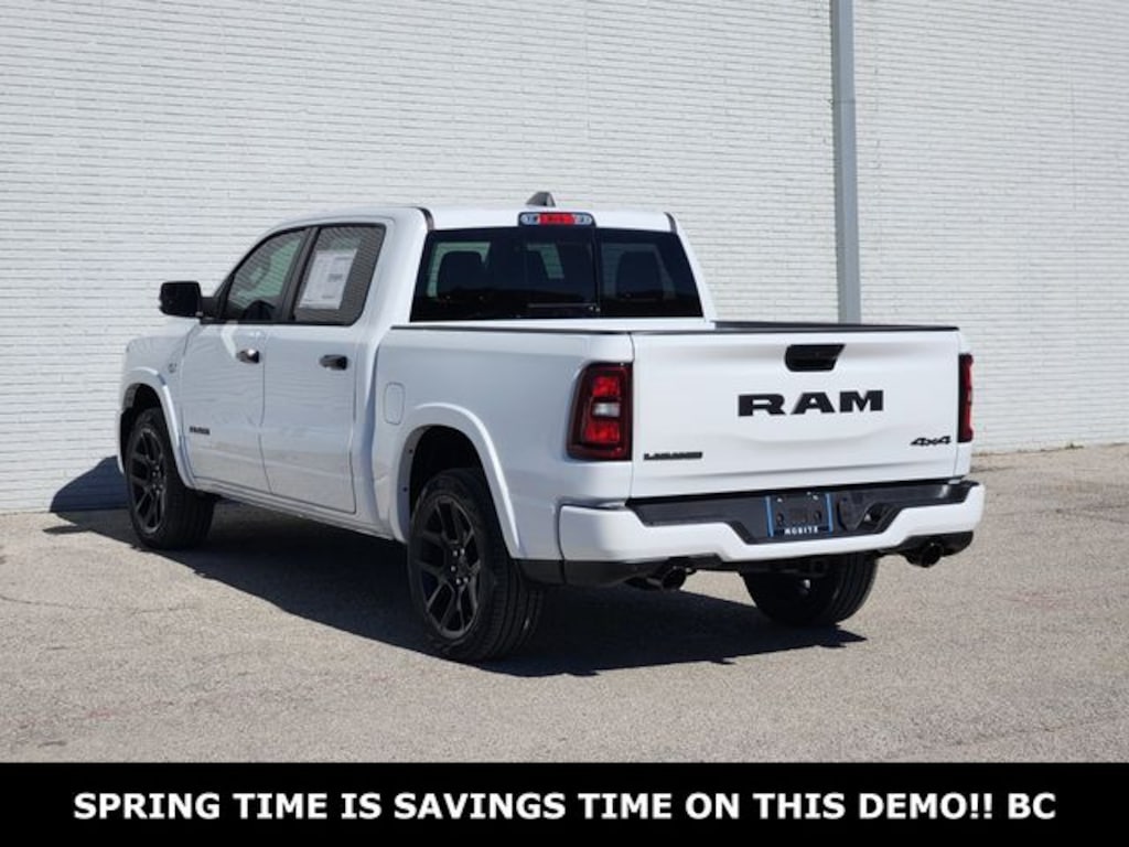 New 2026 Ram 1500 LARAMIE CREW CAB 4X4 5'7 BOX Pickup