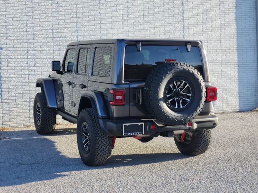 New 2026 Jeep Wrangler 4-DOOR RUBICON X Sport Utility