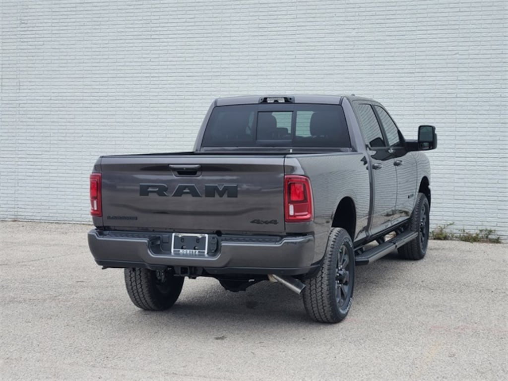 New 2026 Ram 2500 LARAMIE CREW CAB 4X4 6'4 BOX Pickup