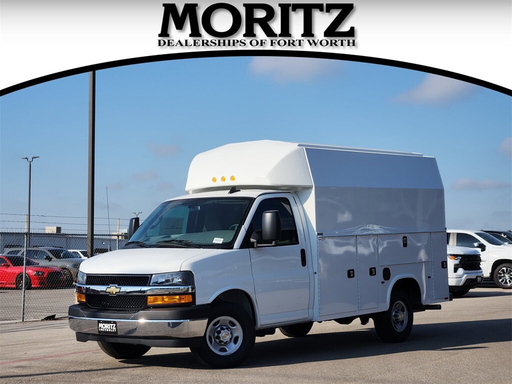 New 2025 Chevrolet Express Cutaway 3500 1WT Cutaway Van