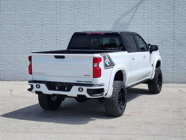 2025 Chevrolet Silverado 1500 RST photo 3