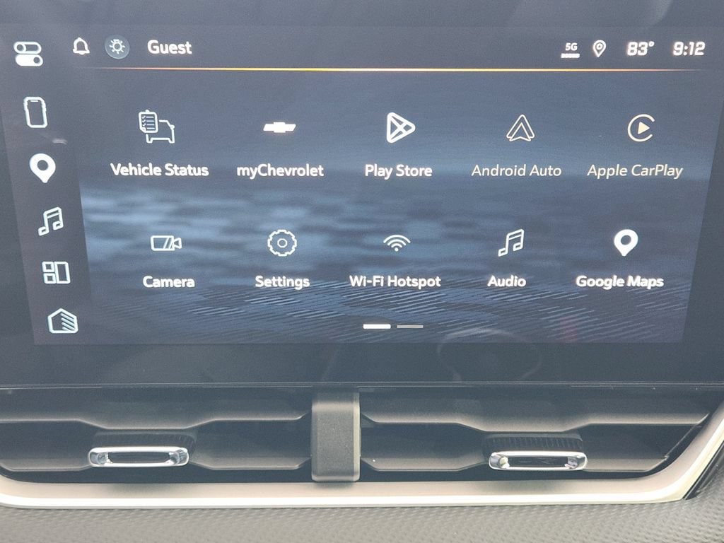2027 Chevrolet Equinox LT - Photo 12