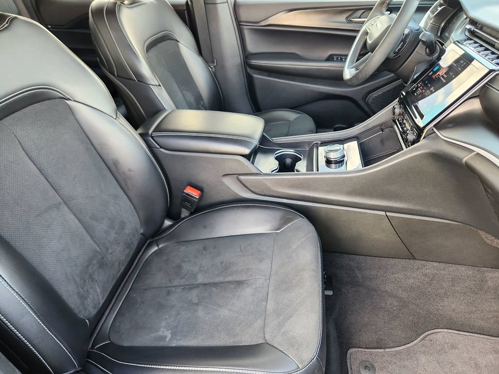 2025 Jeep Grand Cherokee Altitude - Photo 14