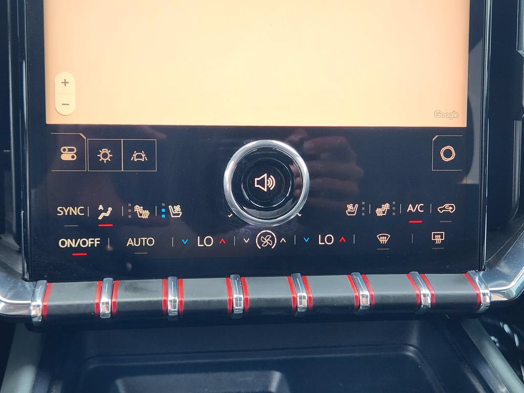 2024 GMC Acadia AT4 - Photo 19