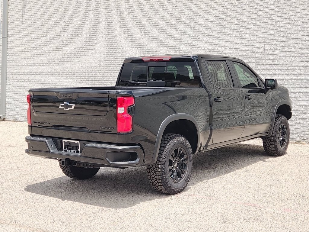 New 2026 Chevrolet Silverado 1500 ZR2 Truck
