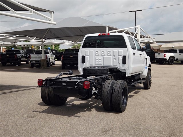 2024 Chevrolet Silverado 5500HD Work Truck photo 4