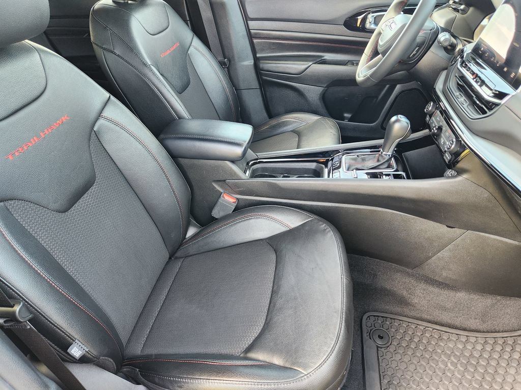 2025 Jeep Compass Trailhawk - Photo 14